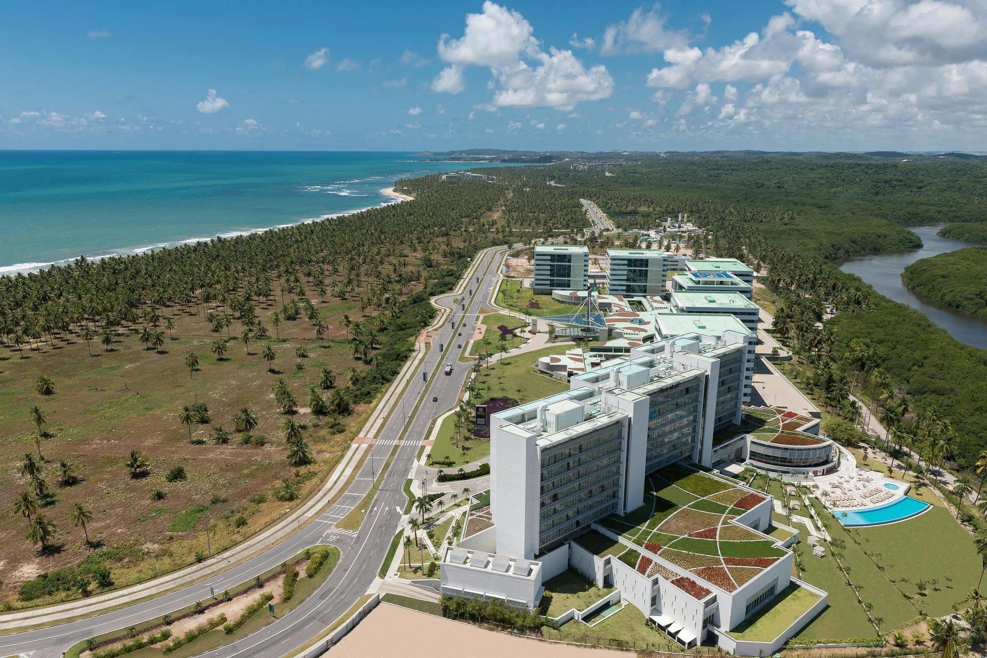 Sheraton Reserva Do Paiva Cabo de Santo Agostinho Exteriör bild Aerial view of the resort